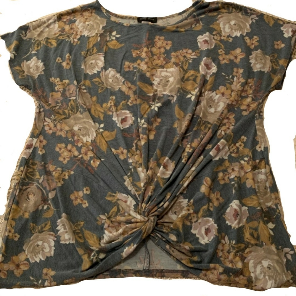 ➕ Mandy Evans 💜 Floral Top